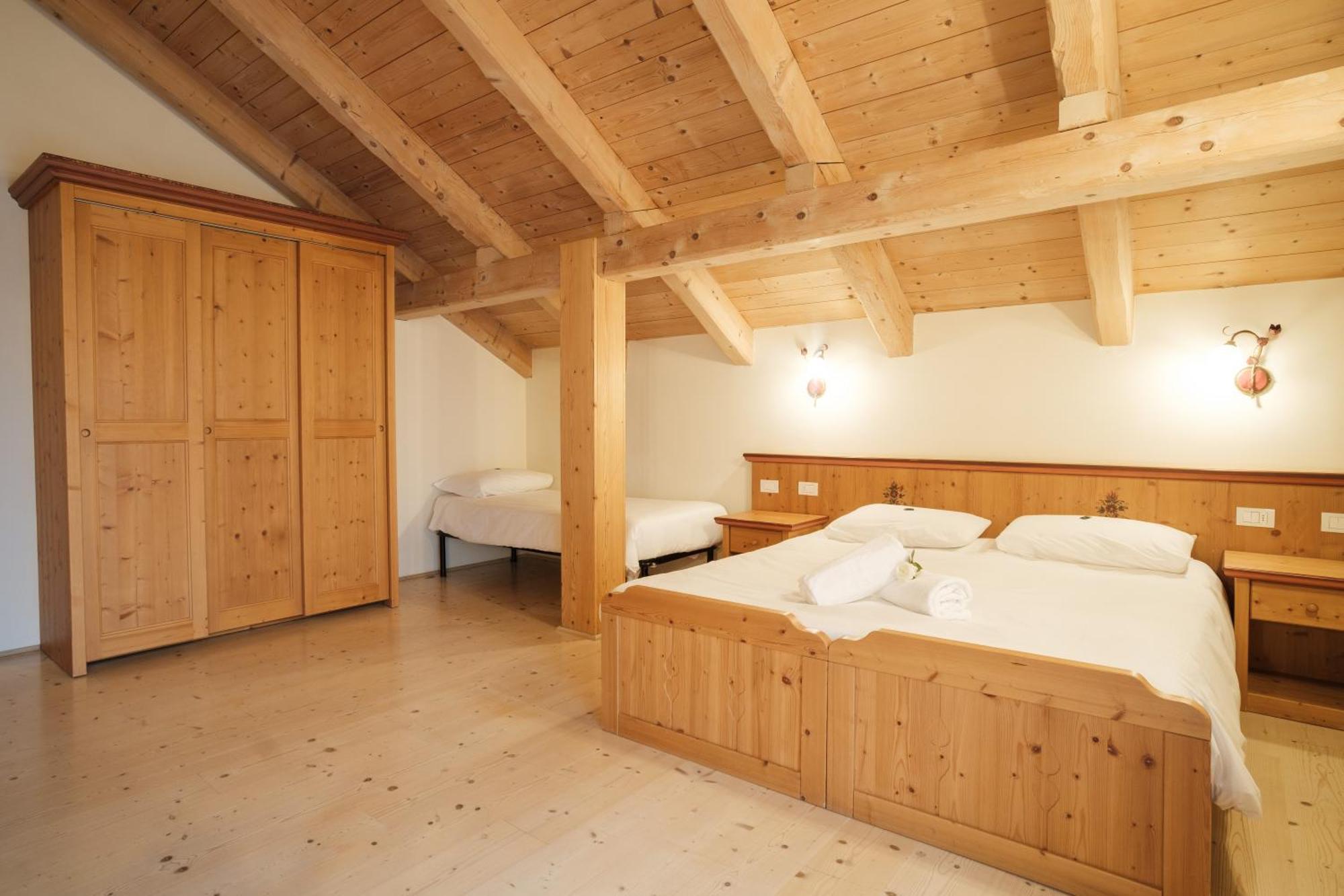 Casa Moresc Spiazzo  Room photo