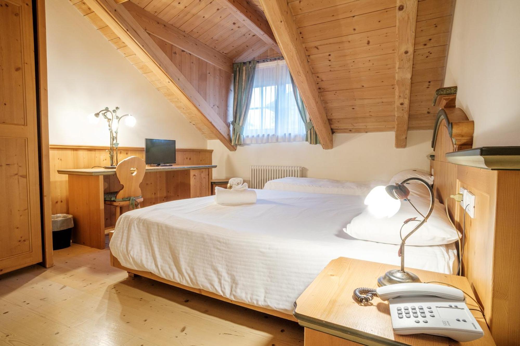 Casa Moresc Spiazzo  Room photo